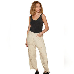 Pol Boyfriend Cropped Distressed Sand Beige Pants, NEW. Medium